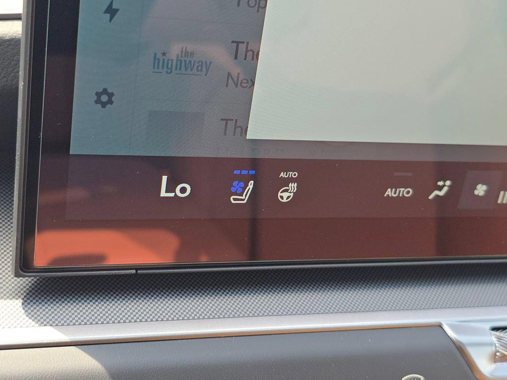 2026 Lexus ES 500E PREMIUM AWD 照片 11