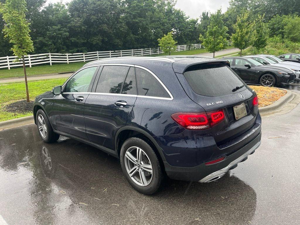 2022 Mercedes-BENZ GLC photo 2