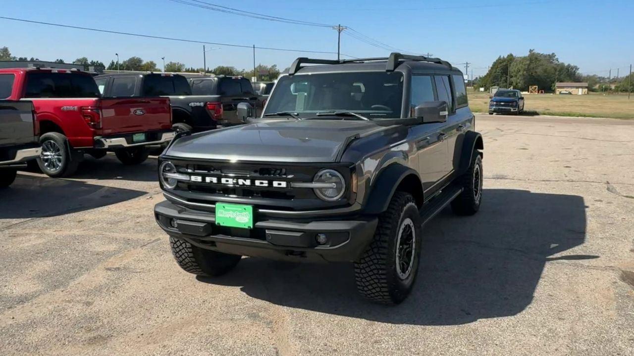FORD BRONCO - 4