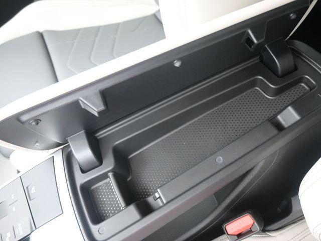 BMW X1 XDRIVE28I - 4