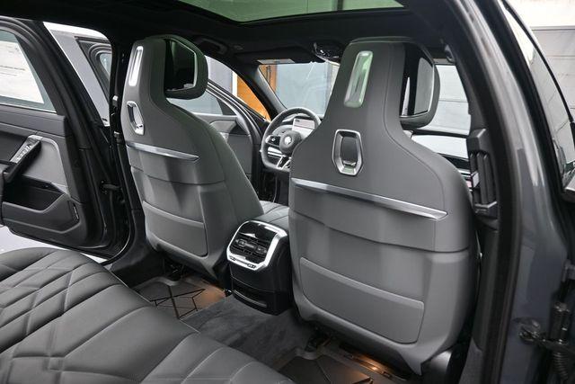 صورة مصغرة 24 لـ 2026 BMW 740 I XDRIVE
