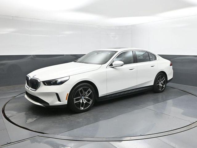 New 2026 BMW i5 eDrive40