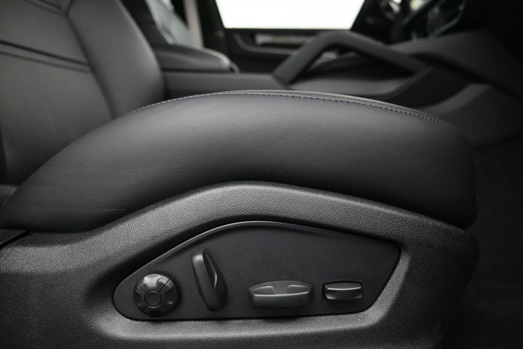 2026 Porsche CAYENNE GTS — миниатюра 15