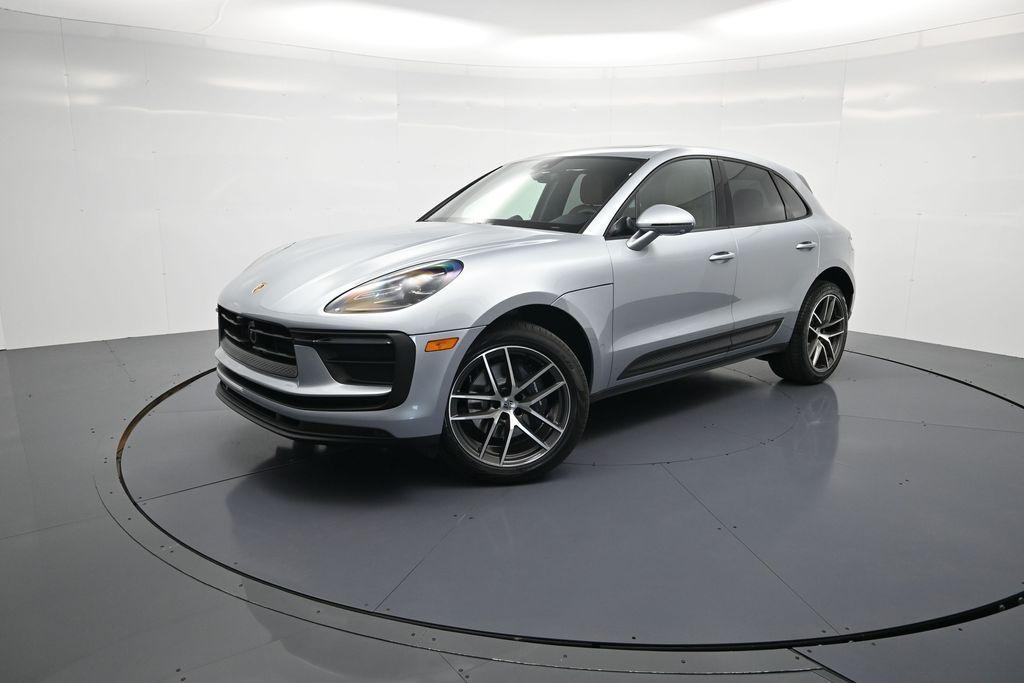 New 2026 Porsche Macan Base
