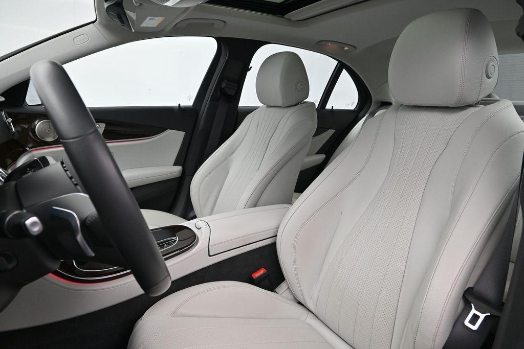 MERCEDES-BENZ E-CLASS - 5