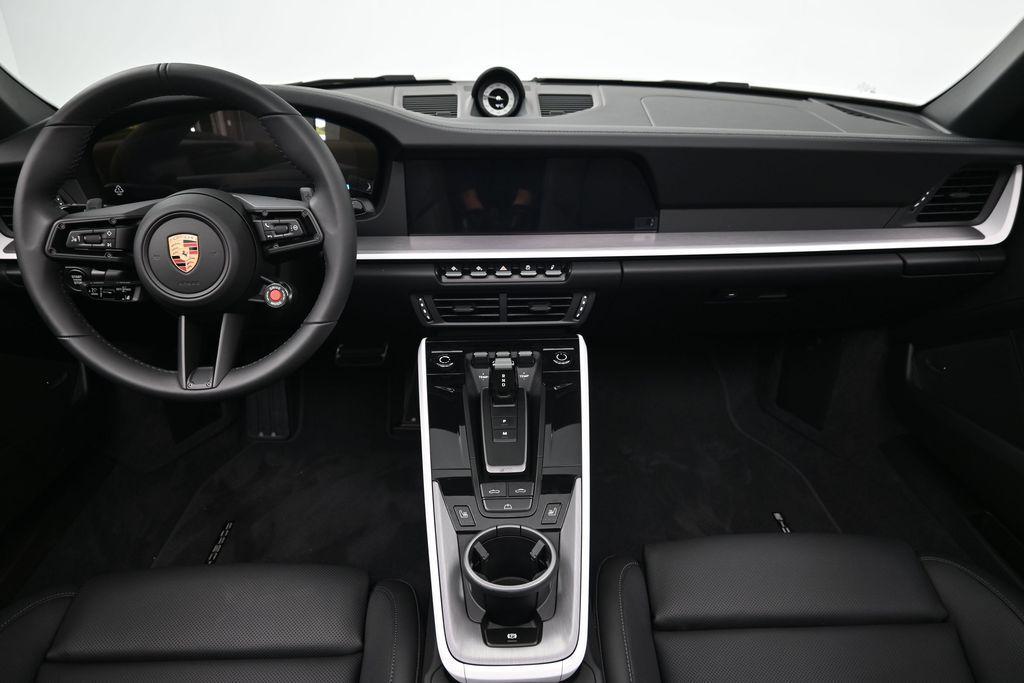 صورة 7 لـ 2026 Porsche 911 CARRERA