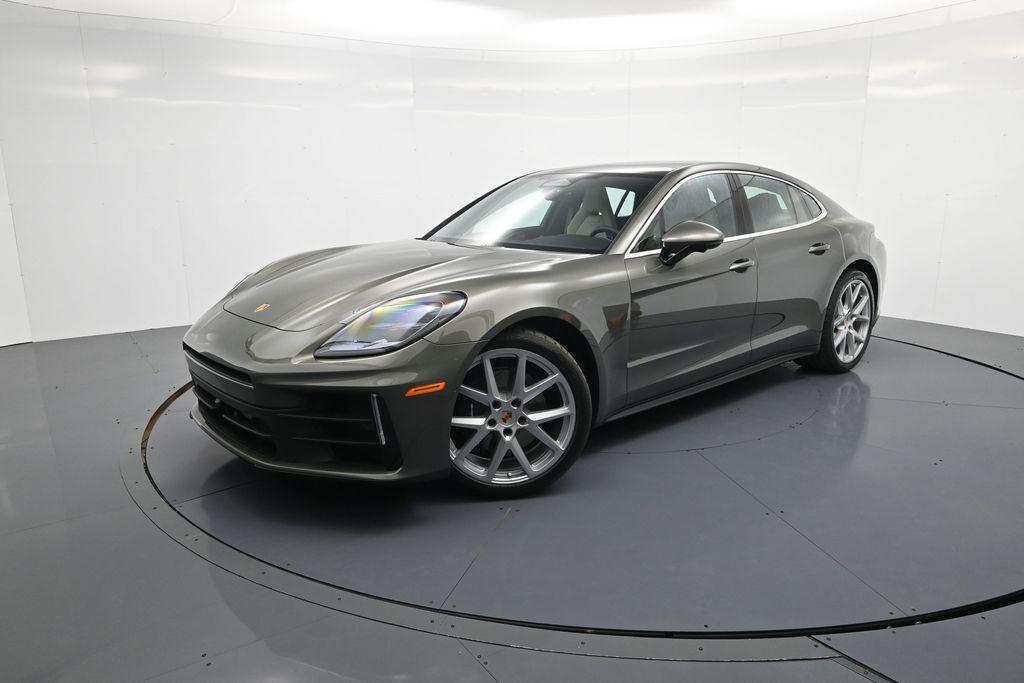 New 2026 Porsche Panamera 4