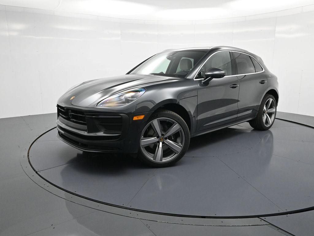 New 2026 Porsche Macan Base