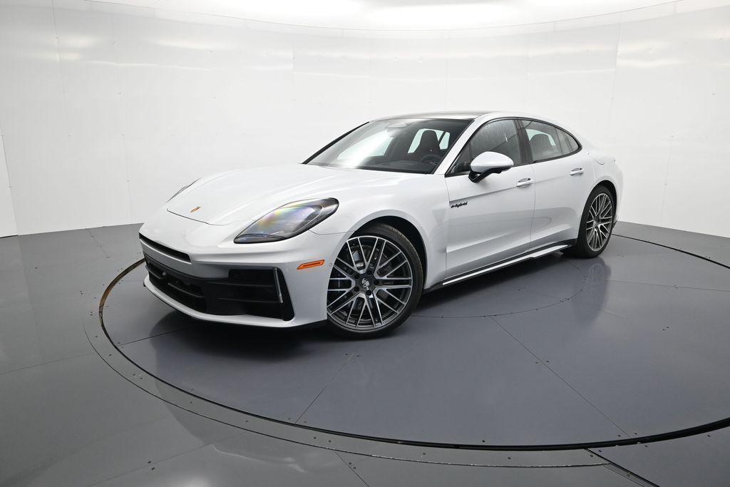 New 2026 Porsche Panamera 4