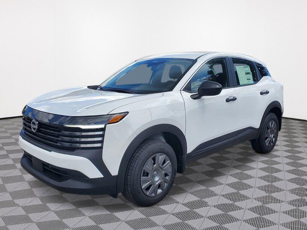 New 2026 Nissan Kicks S
