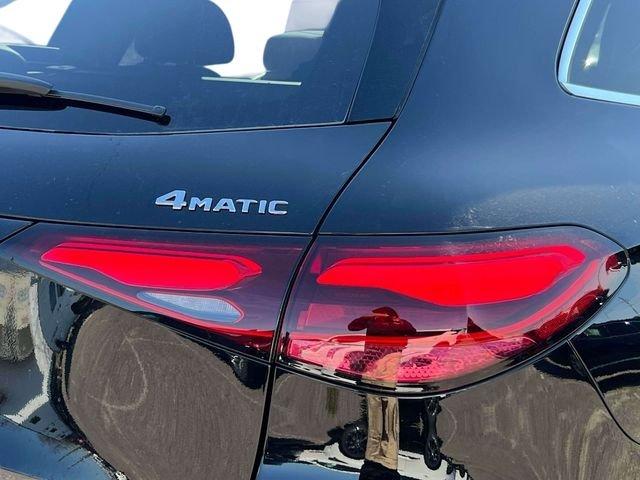 MERCEDES-BENZ GLC - 10