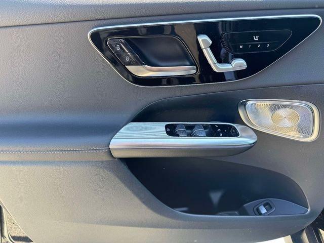 صورة مصغرة 17 لـ 2026 Mercedes-BENZ GLC