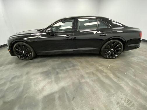 صورة 3 لـ 2021 Bentley FLYING SPUR V8