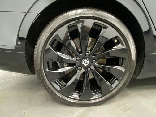 صورة مصغرة 17 لـ 2021 Bentley FLYING SPUR V8