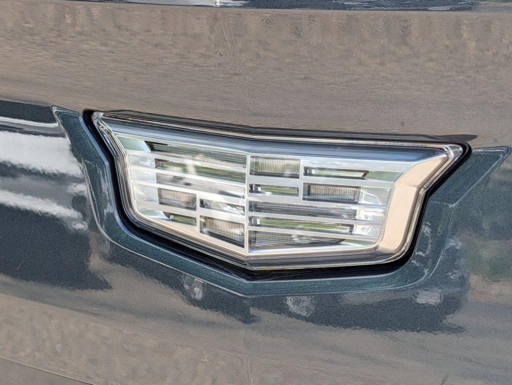 2025 Cadillac ESCALADE IQ LUXURY 2 — фото 10