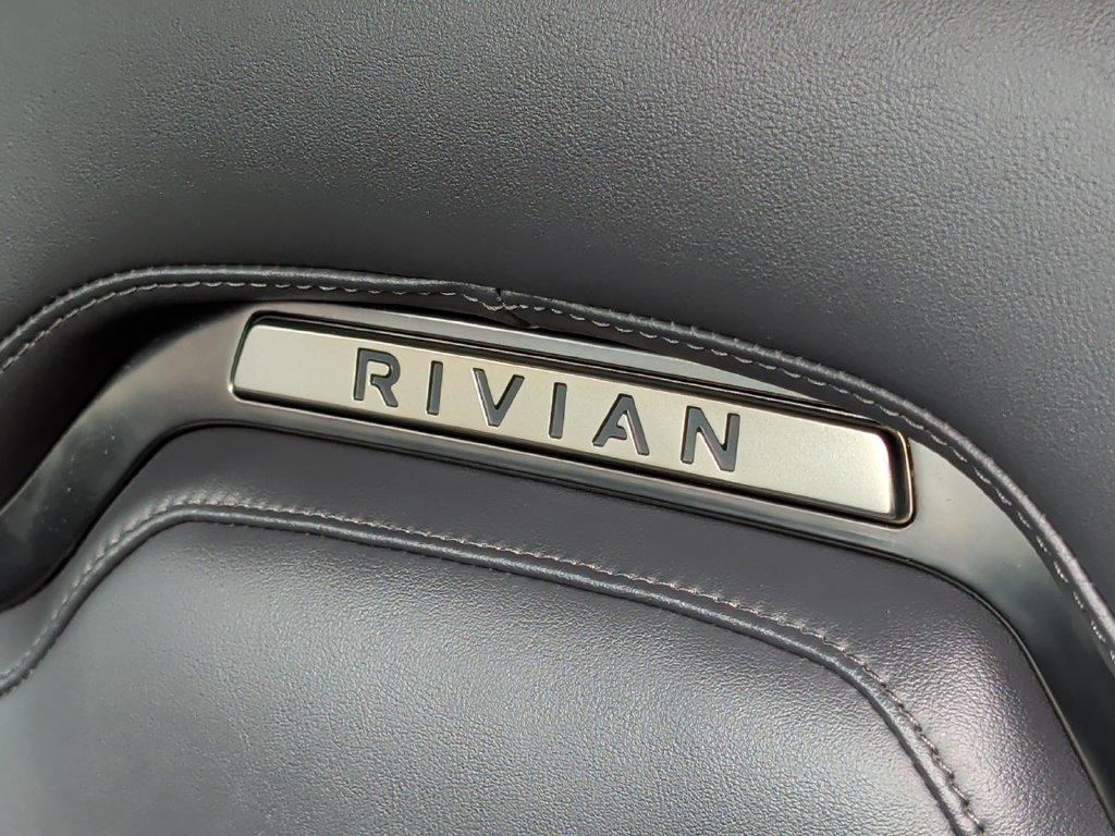 2024 Rivian R1S ADVENTURE QUAD MOTOR LARGE PACK — миниатюра 45