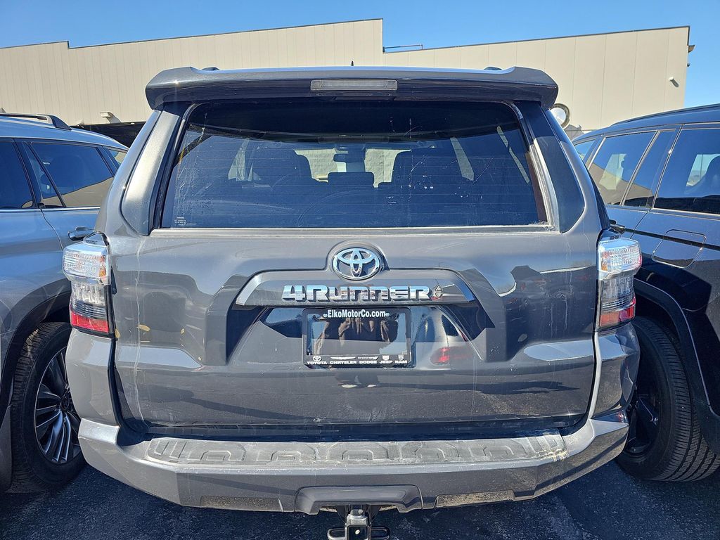 TOYOTA 4RUNNER - 4