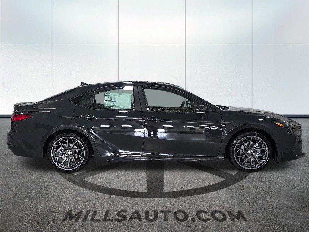 2026 Toyota CAMRY SE 照片 9