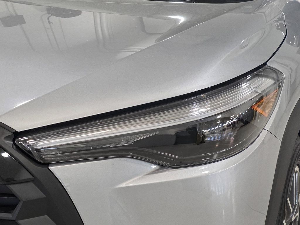 صورة مصغرة 14 لـ 2026 Toyota COROLLA CROSS XLE