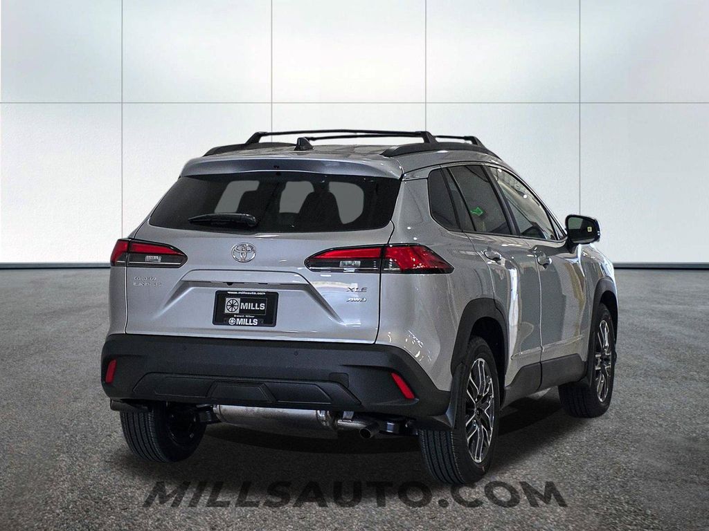 صورة مصغرة 7 لـ 2026 Toyota COROLLA CROSS XLE