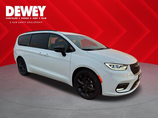 New 2026 Chrysler Pacifica L