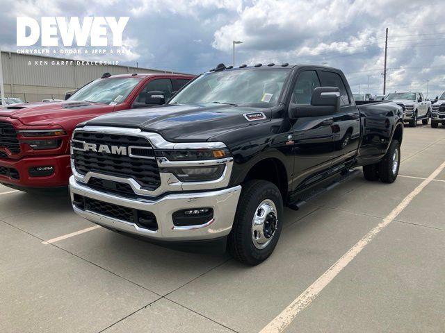 New 2026 RAM 3500 Tradesman Crew Cab 4x4 8' Box