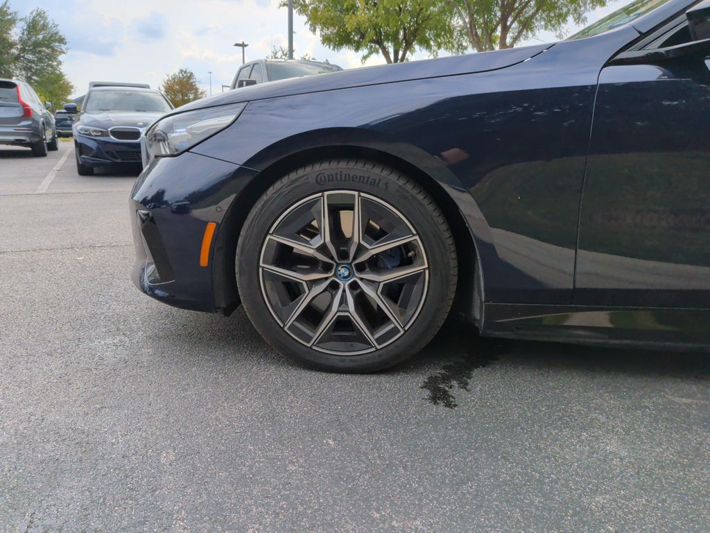 2024 BMW I5 M60 — миниатюра 12