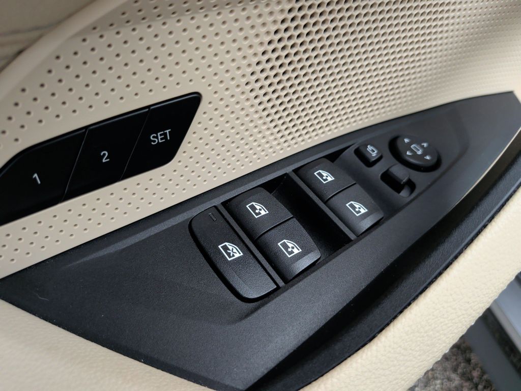 صورة مصغرة 30 لـ 2023 BMW I4 GRAN COUPE EDRIVE35