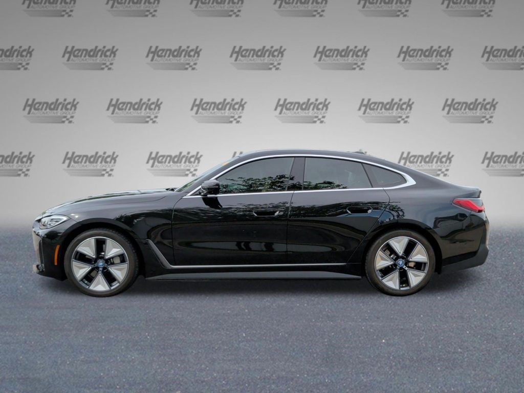 صورة 10 لـ 2023 BMW I4 GRAN COUPE EDRIVE35