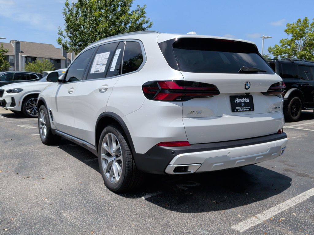 صورة 9 لـ 2026 BMW X5 SDRIVE40I