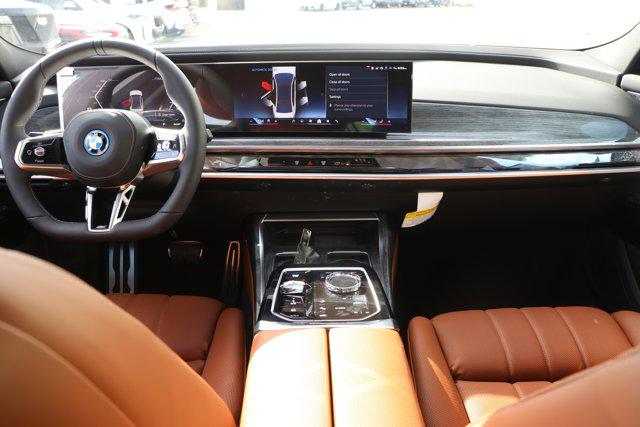 2025 BMW I7 M70 — миниатюра 29