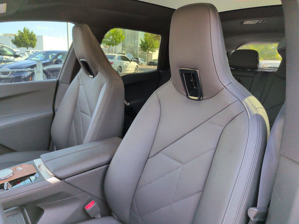 صورة مصغرة 26 لـ 2024 BMW IX XDRIVE50