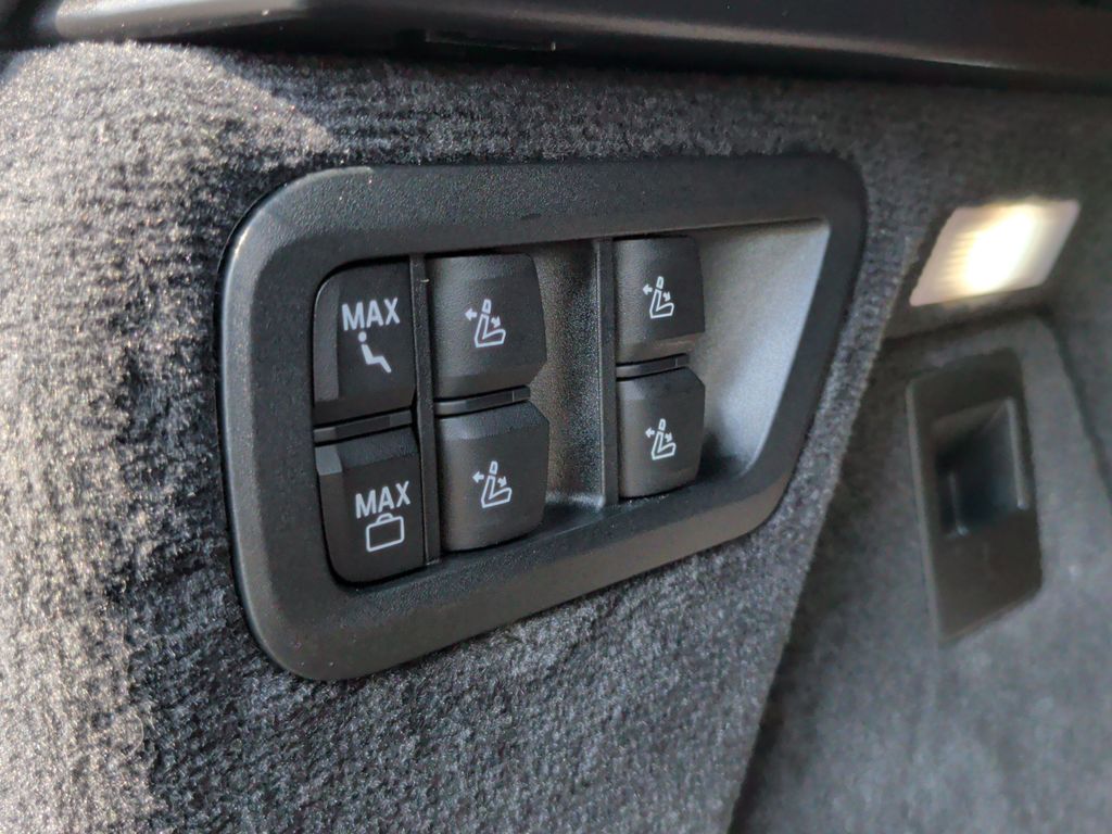 صورة مصغرة 45 لـ 2024 BMW X7 M60I