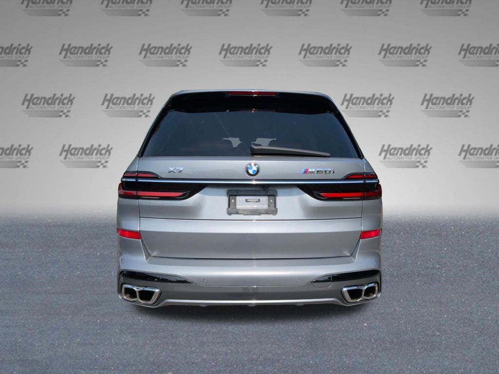 2024 BMW X7 M60I photo 8