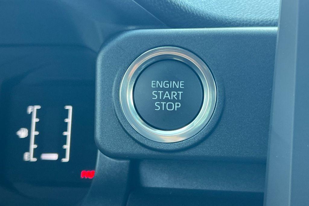 صورة مصغرة 21 لـ 2026 Toyota 4RUNNER SR5
