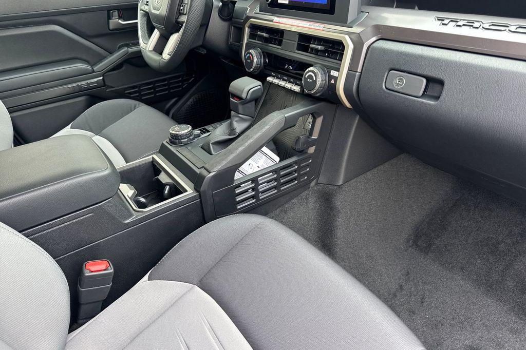 2026 Toyota TACOMA TRD SPORT 缩略图 16