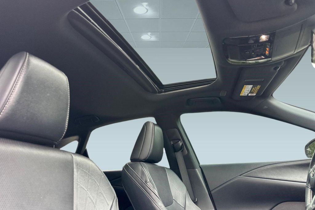 صورة مصغرة 23 لـ 2023 Lexus RX 350 PREMIUM