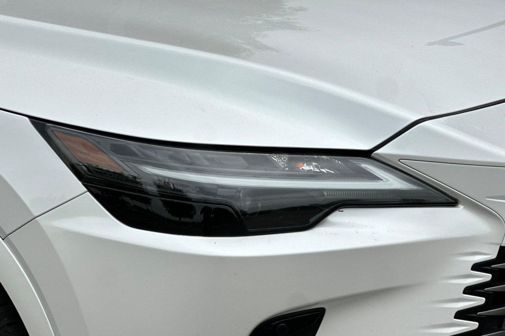صورة مصغرة 11 لـ 2023 Lexus RX 350 PREMIUM