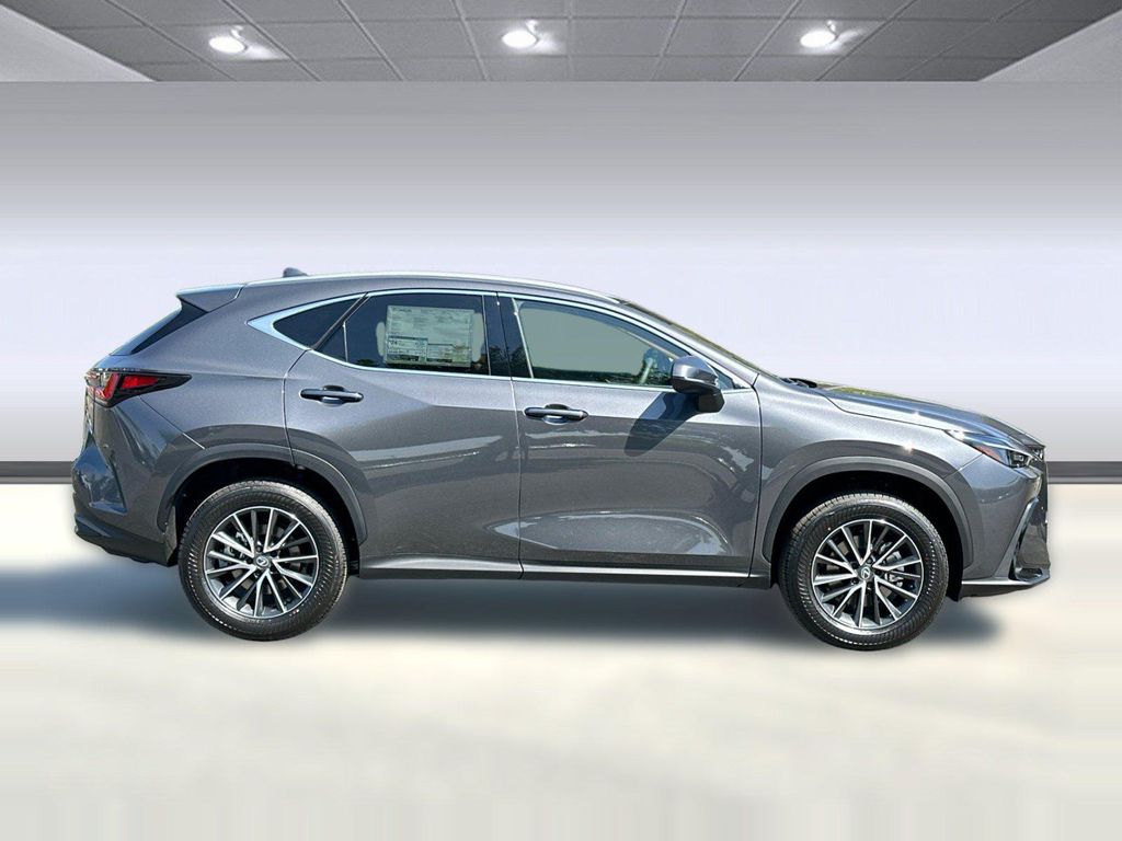 صورة 8 لـ 2026 Lexus NX 350 PREMIUM