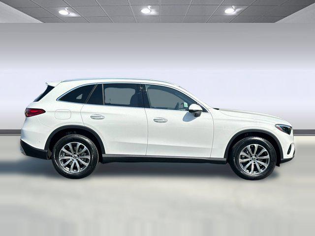 MERCEDES-BENZ GLC - 7