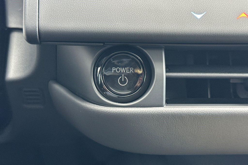 صورة مصغرة 15 لـ 2026 Lexus ES 350E PREMIUM