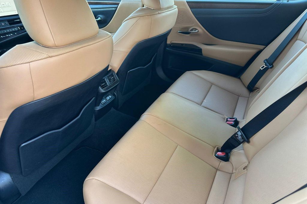 2024 Lexus ES 350 BASE — миниатюра 24