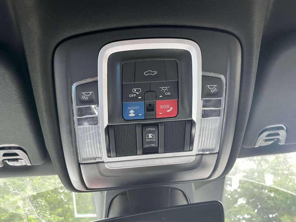 2023 RAM 1500 LARAMIE — миниатюра 32