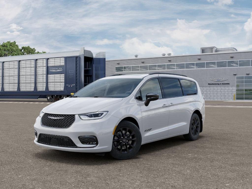 New 2025 Chrysler Pacifica Select