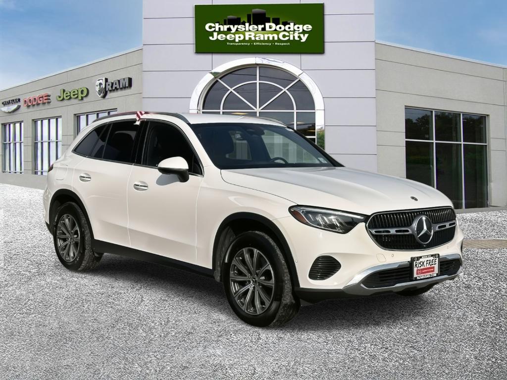 MERCEDES-BENZ GLC - 1