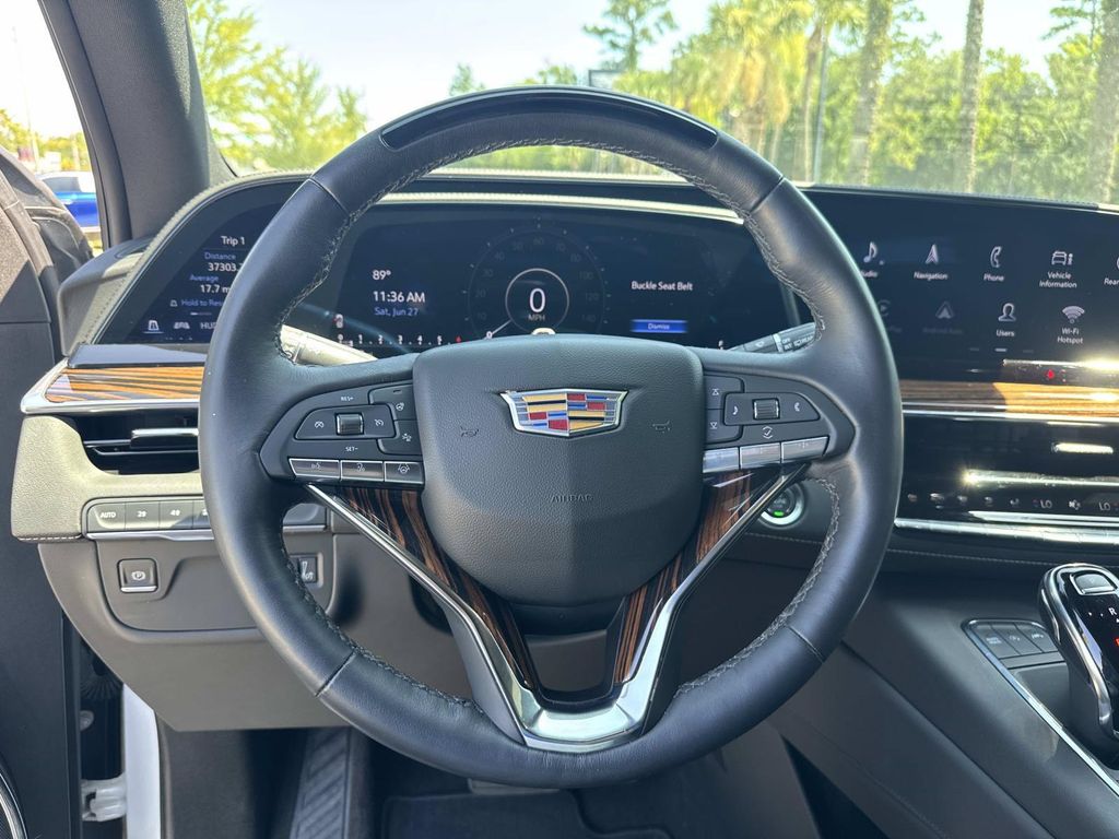 2024 Cadillac ESCALADE PREMIUM LUXURY thumbnail 15