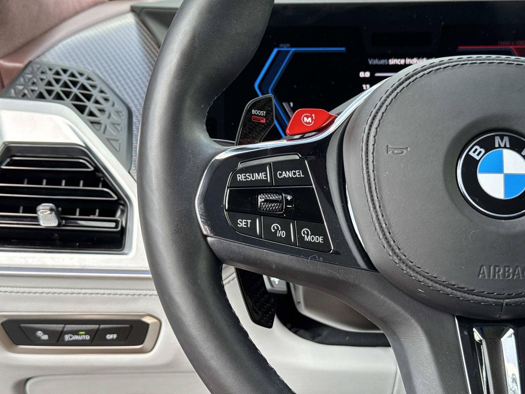 صورة مصغرة 17 لـ 2026 BMW XM LABEL