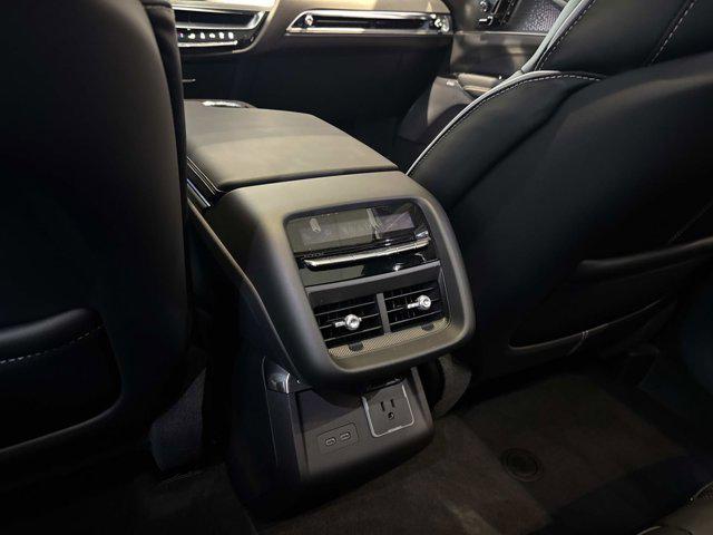 صورة مصغرة 14 لـ 2026 Cadillac LYRIQ V PREMIUM