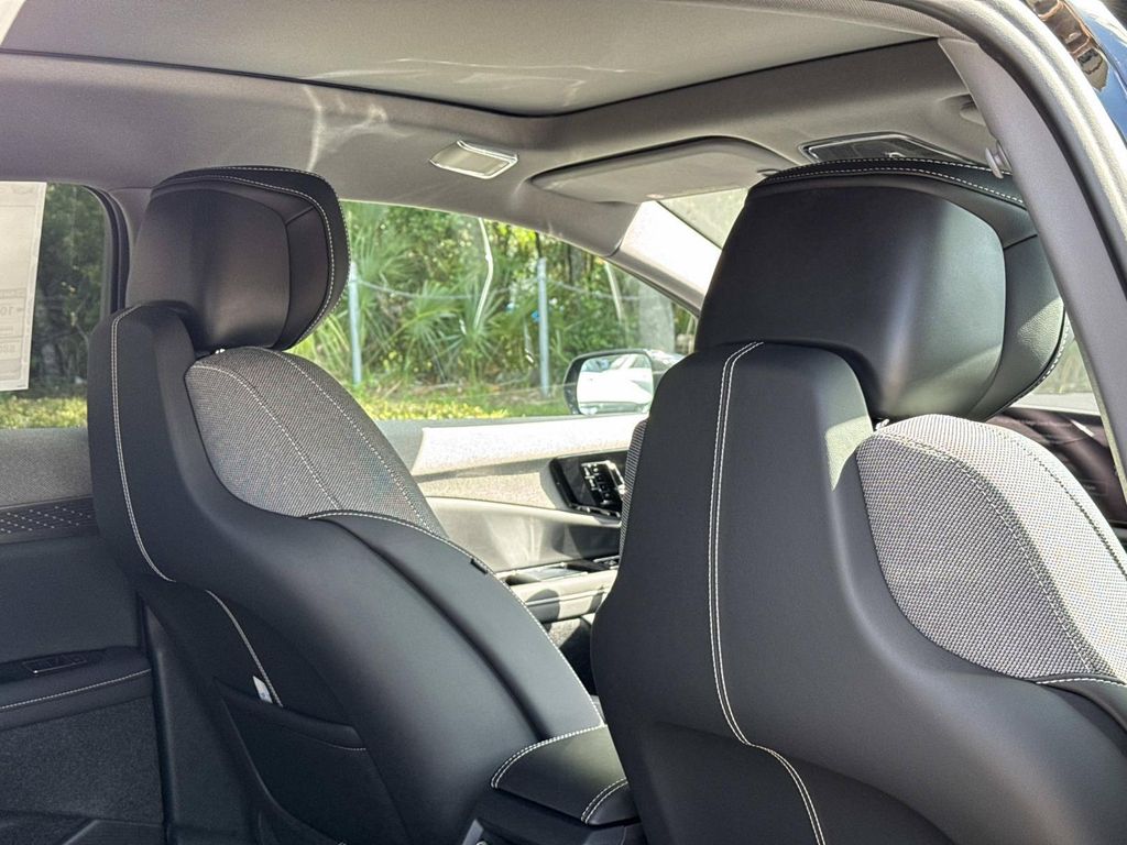 2026 Cadillac OPTIQ LUXURY 缩略图 27