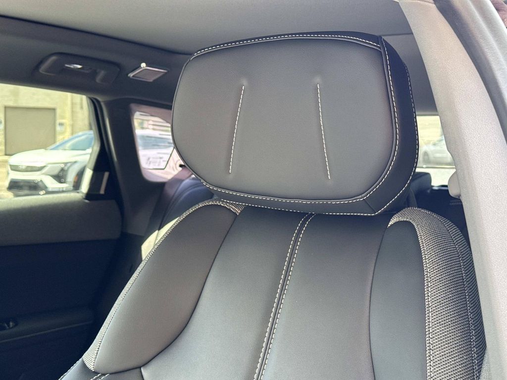 2026 Cadillac OPTIQ LUXURY 缩略图 14